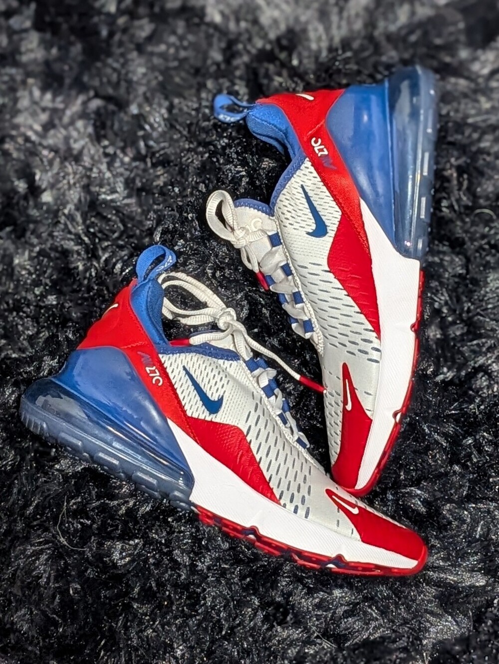 Nike Kids Air Max 270 Sneaker - Red/Blue/White - Size 6Y (Fits Women's 8)